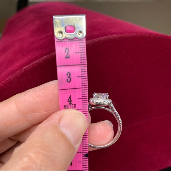 1 Carat Solitaire CZ Ring Size 7 - Picture 16 of 17